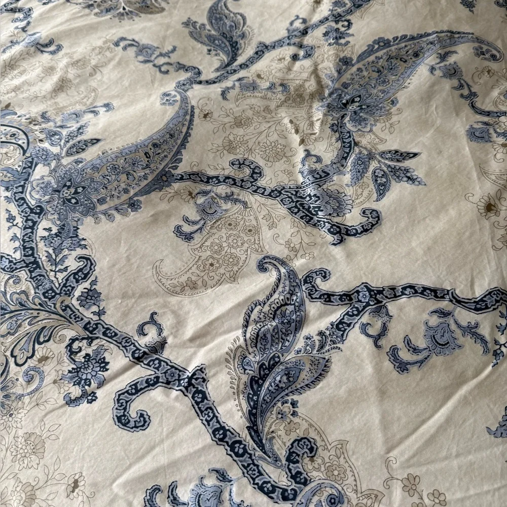 Ethan Allen Paisley Duvet Cover 90x108 KING